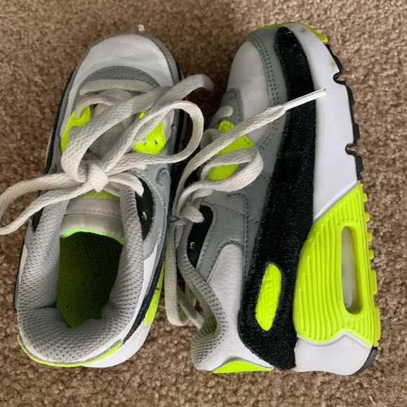 air max tennis shoes for sale